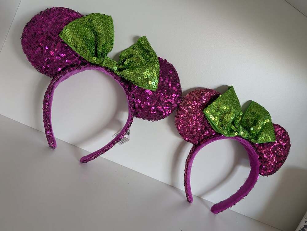 Disney Parks Minnie Mouse Ear Headband Purple Sequins with Green Bow